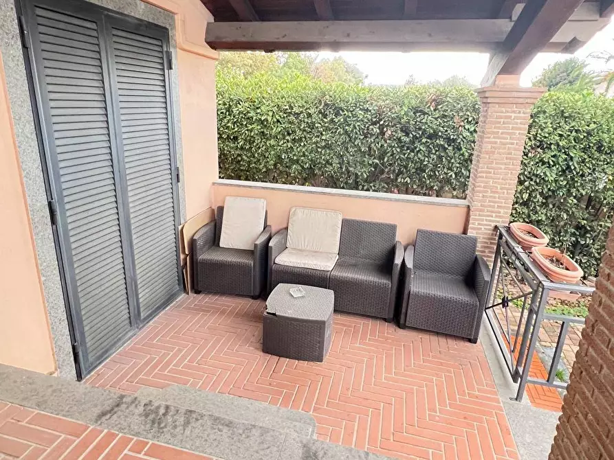 Immagine 6 di Villetta a schiera in vendita  in via torcegno 65 a Roma