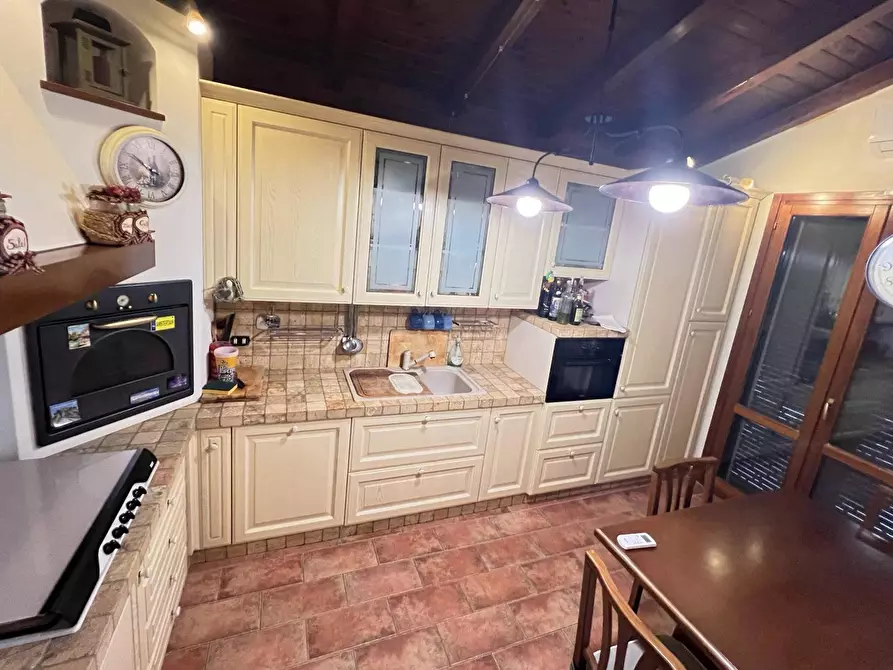 Immagine 18 di Villetta a schiera in vendita  in via torcegno 65 a Roma