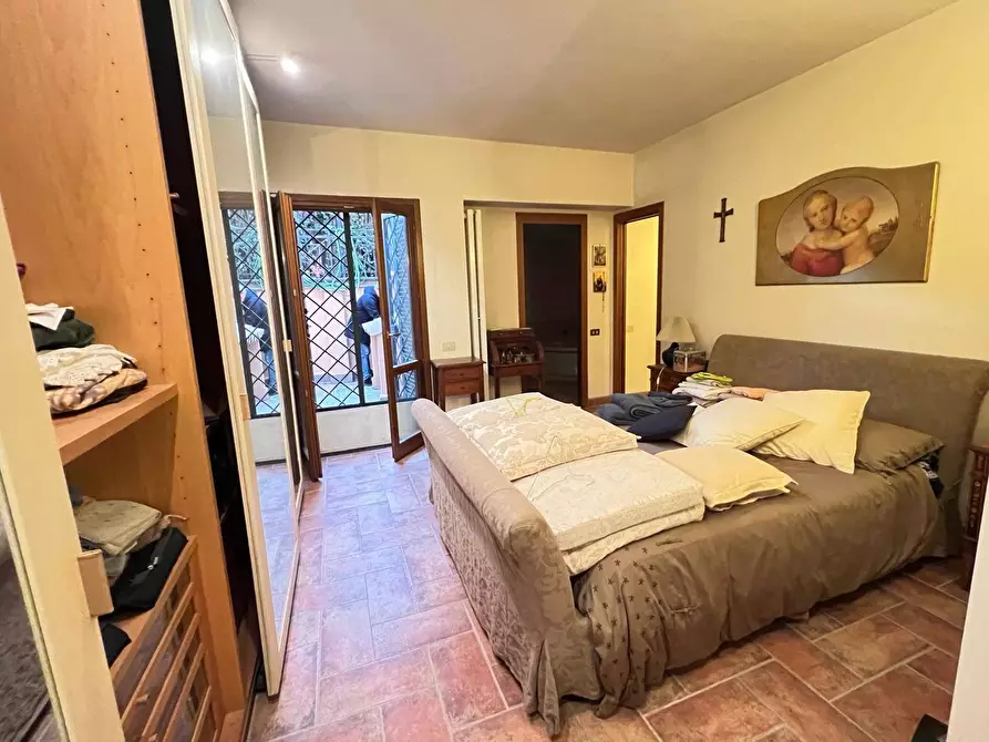 Immagine 21 di Villetta a schiera in vendita  in via torcegno 65 a Roma