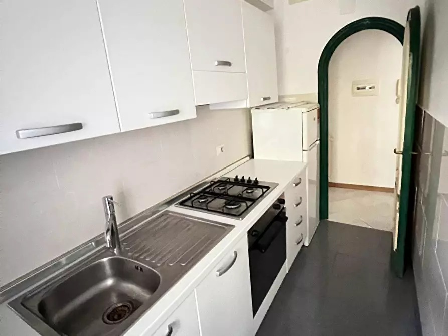 Immagine 4 di Appartamento in vendita  in Via dell'acqua traversa a Roma