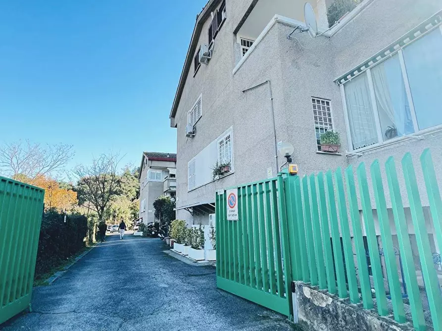 Immagine 6 di Appartamento in vendita  in via dell acqua traversa 185 a Roma