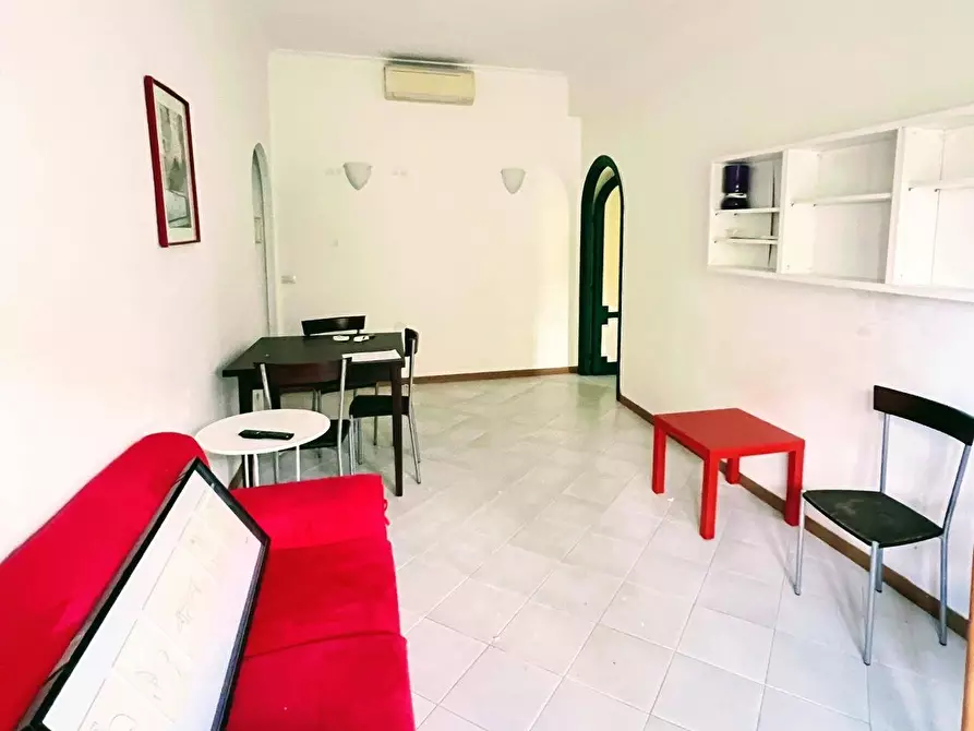 Immagine 1 di Appartamento in vendita  in via dell acqua traversa 185 a Roma