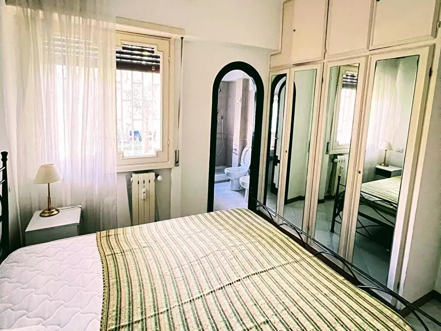 Immagine 4 di Appartamento in vendita  in via dell acqua traversa 185 a Roma