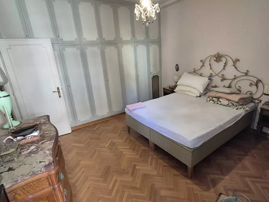 Immagine 9 di Appartamento in vendita  in via lago di lesina 31 a Roma