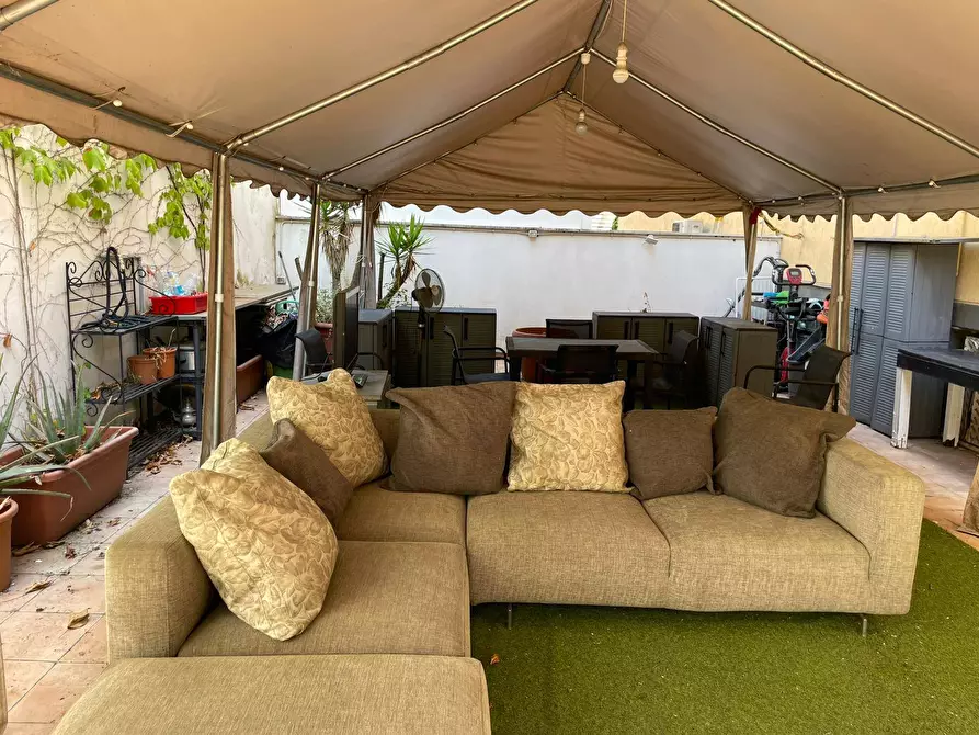 Immagine 5 di Appartamento in vendita  in Via Gregorio VII 396 a Roma