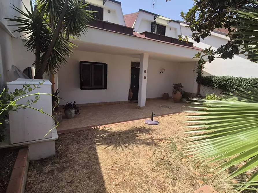 Immagine 26 di Villa in vendita  in Via Monte Todi 10 a Guidonia Montecelio