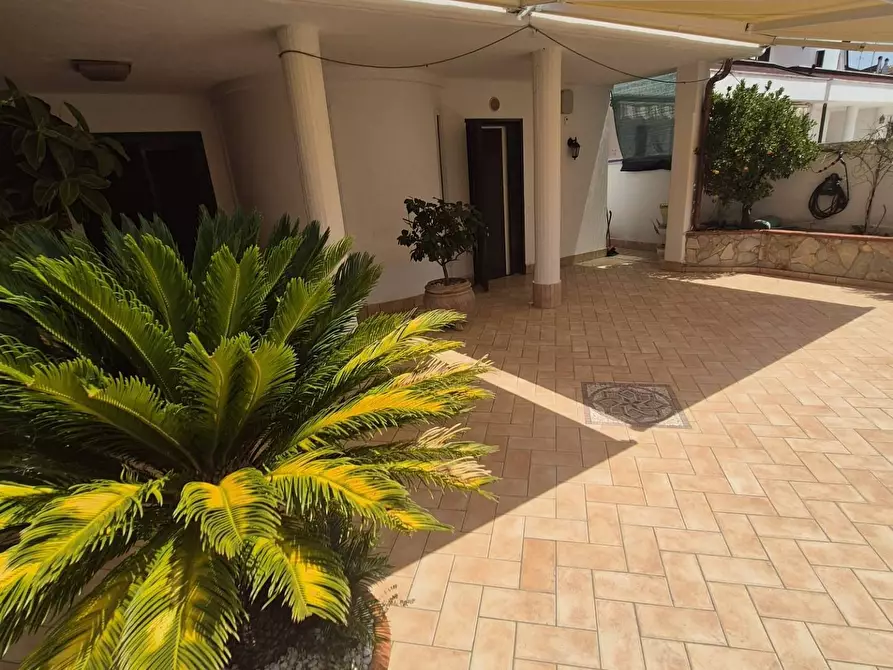 Immagine 32 di Villa in vendita  in Via Monte Todi 10 a Guidonia Montecelio