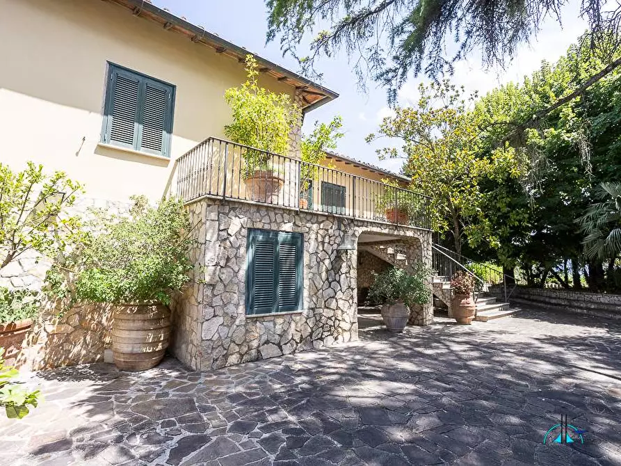 Immagine 6 di Villa in vendita  in Via dei cappuccini a Collevecchio