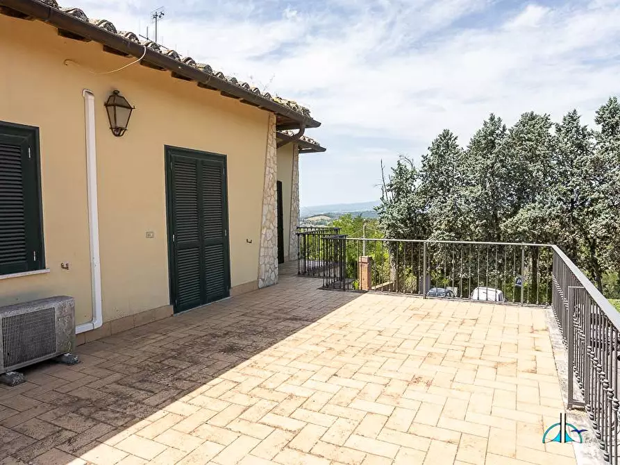 Immagine 39 di Villa in vendita  in Via dei cappuccini a Collevecchio