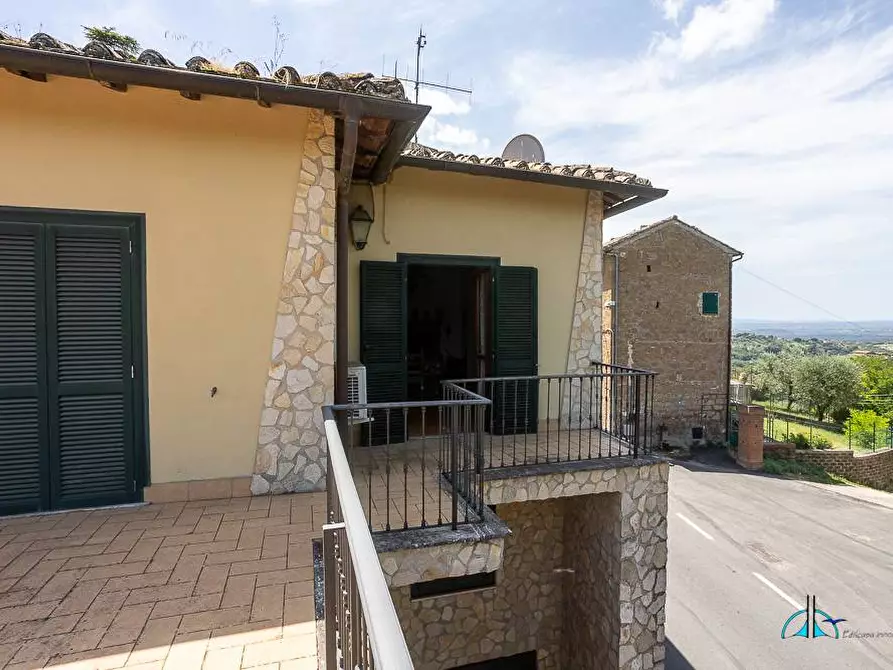 Immagine 40 di Villa in vendita  in Via dei cappuccini a Collevecchio