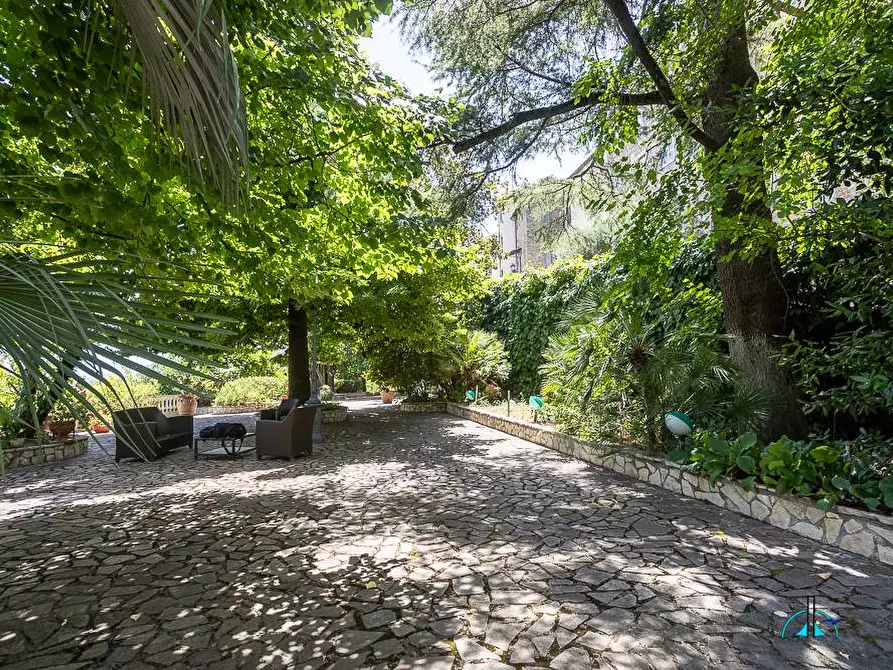 Immagine 49 di Villa in vendita  in Via dei cappuccini a Collevecchio