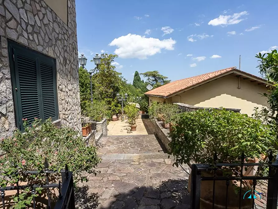 Immagine 59 di Villa in vendita  in Via dei cappuccini a Collevecchio