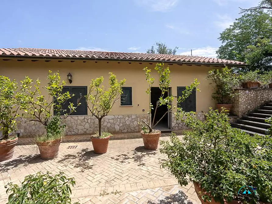 Immagine 61 di Villa in vendita  in Via dei cappuccini a Collevecchio