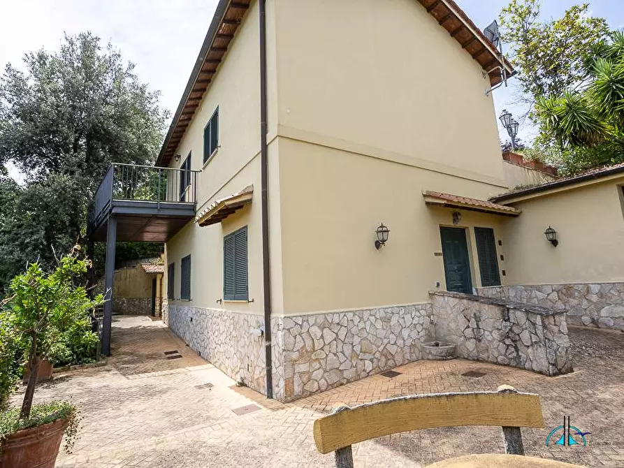 Immagine 87 di Villa in vendita  in Via dei cappuccini a Collevecchio