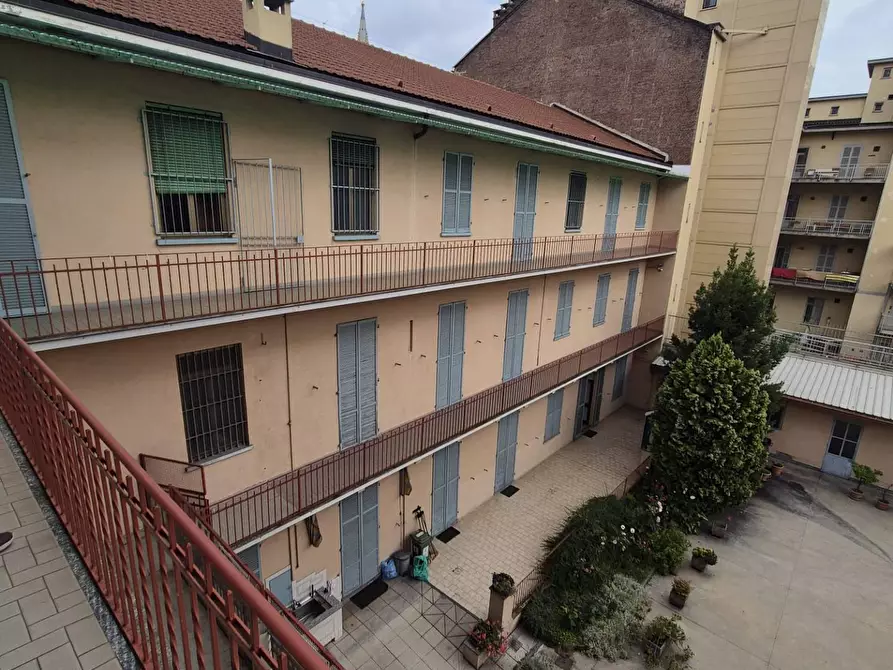 Immagine 13 di Appartamento in vendita  in Via Gaspare Saccarelli 2 a Torino