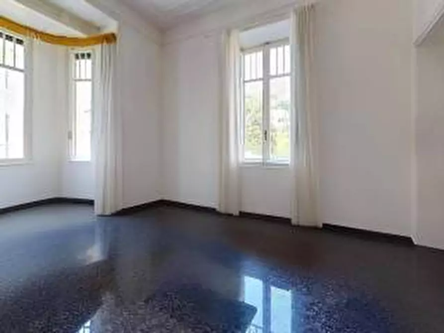 Immagine 8 di Appartamento in vendita  in viale di villa massimo a Roma