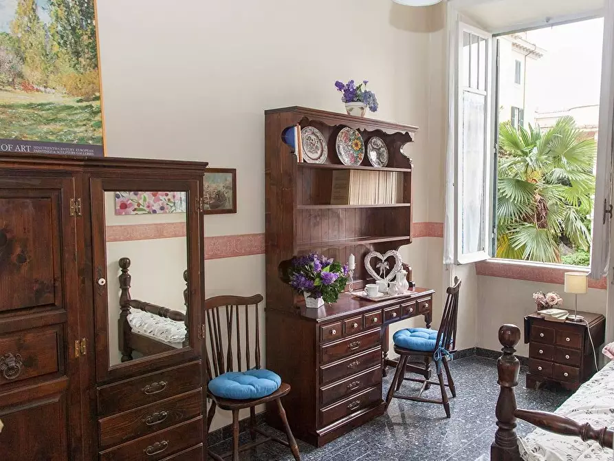 Immagine 12 di Appartamento in vendita  in viale di villa massimo a Roma