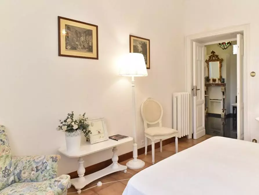 Immagine 19 di Appartamento in vendita  in viale di villa massimo a Roma