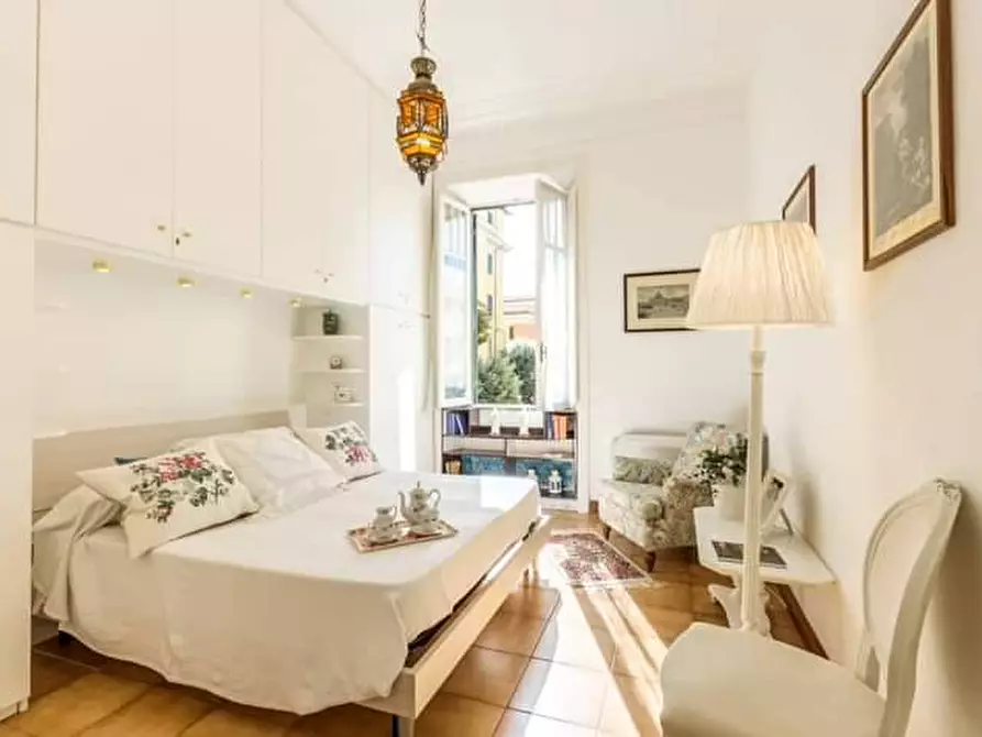 Immagine 6 di Appartamento in vendita  in viale di villa massimo a Roma