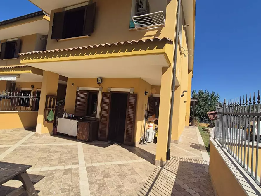 Immagine 15 di Villetta a schiera in vendita  in strada caroli a Tivoli