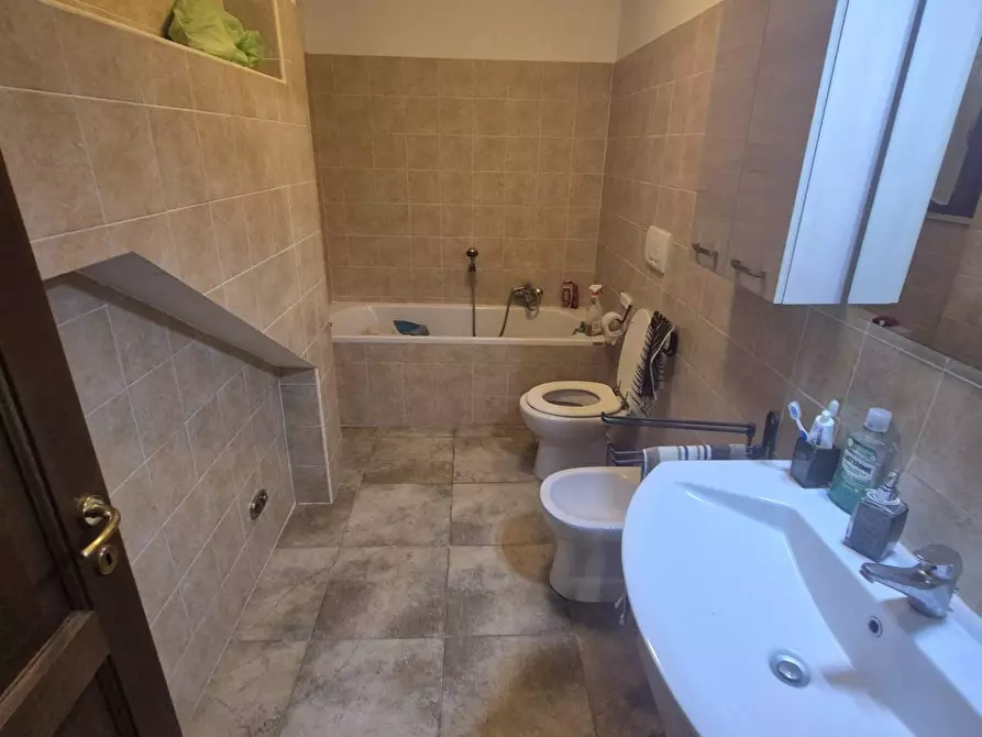 Immagine 14 di Villetta a schiera in vendita  in strada caroli a Tivoli