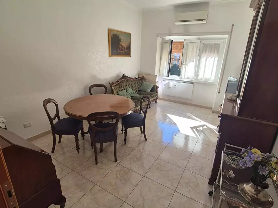 Immagine 5 di Appartamento in vendita  in Via Fontana Liri 20 a Roma