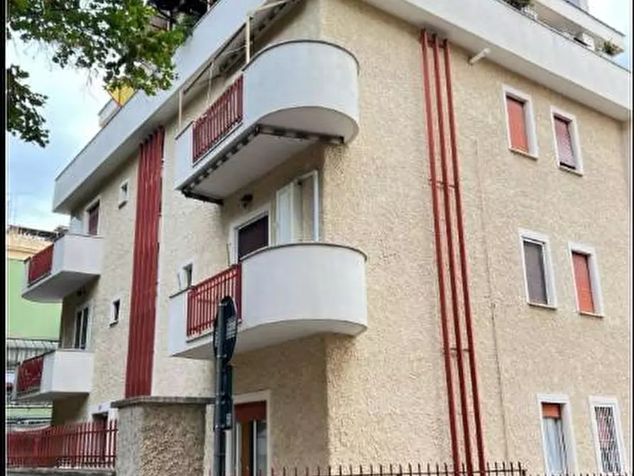 Immagine 2 di Appartamento in vendita  in via francesco pallavicini 21 a Roma