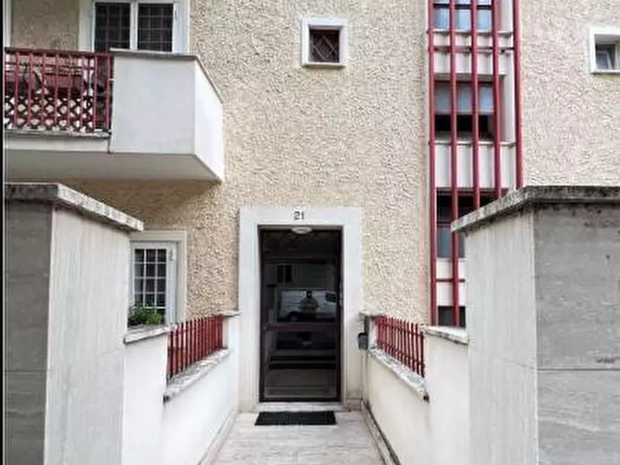 Immagine 3 di Appartamento in vendita  in via francesco pallavicini 21 a Roma