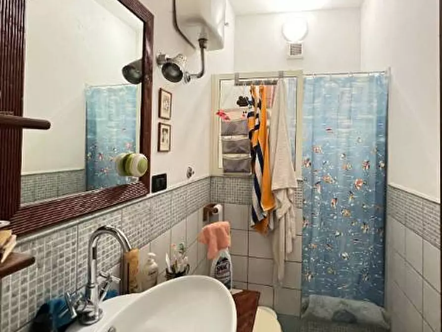 Immagine 10 di Appartamento in vendita  in via francesco pallavicini 21 a Roma