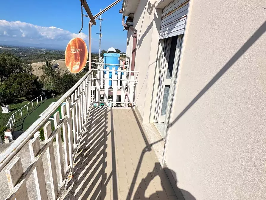 Immagine 14 di Appartamento in vendita  in traversa del giglio 6 a Rignano Flaminio