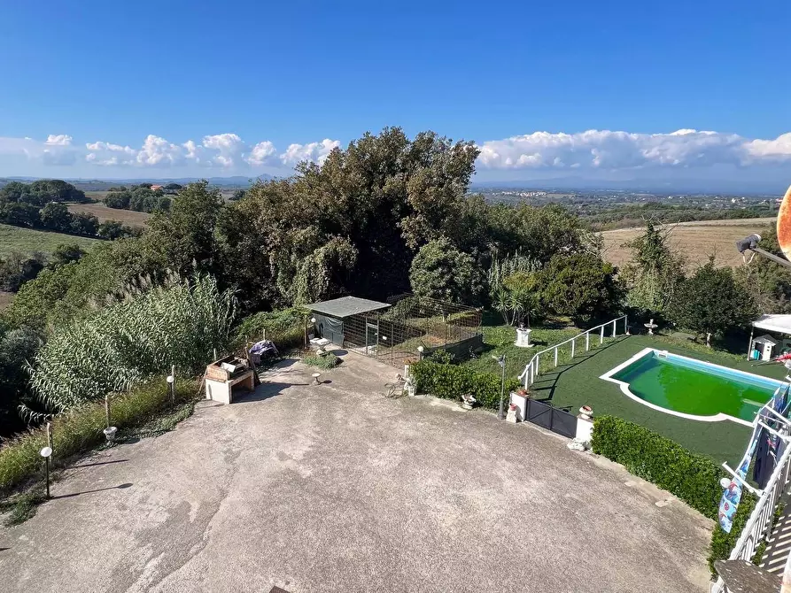 Immagine 17 di Appartamento in vendita  in traversa del giglio 6 a Rignano Flaminio