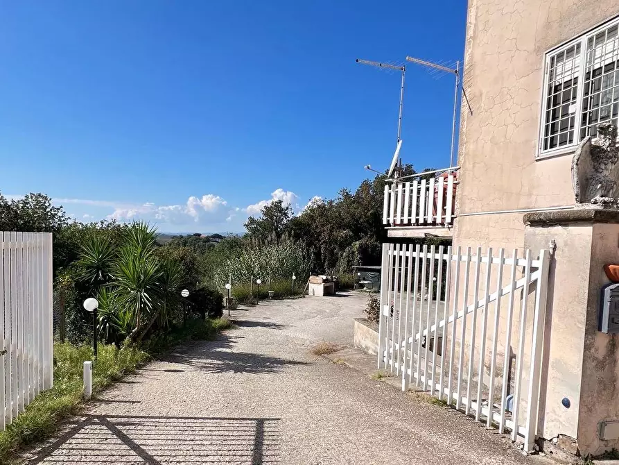 Immagine 23 di Appartamento in vendita  in traversa del giglio 6 a Rignano Flaminio