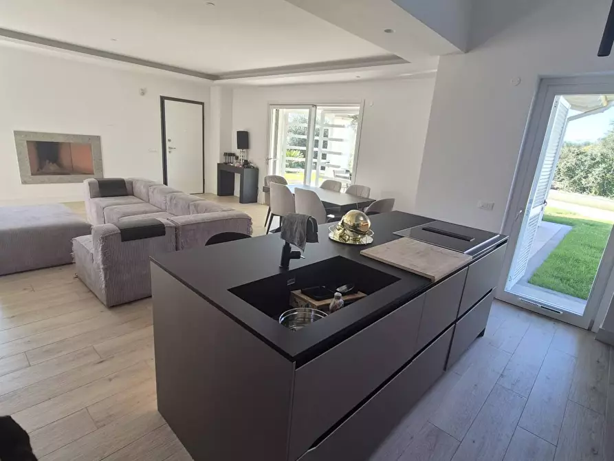 Immagine 3 di Villa in affitto  in via del praticello alto 37 a Canale Monterano