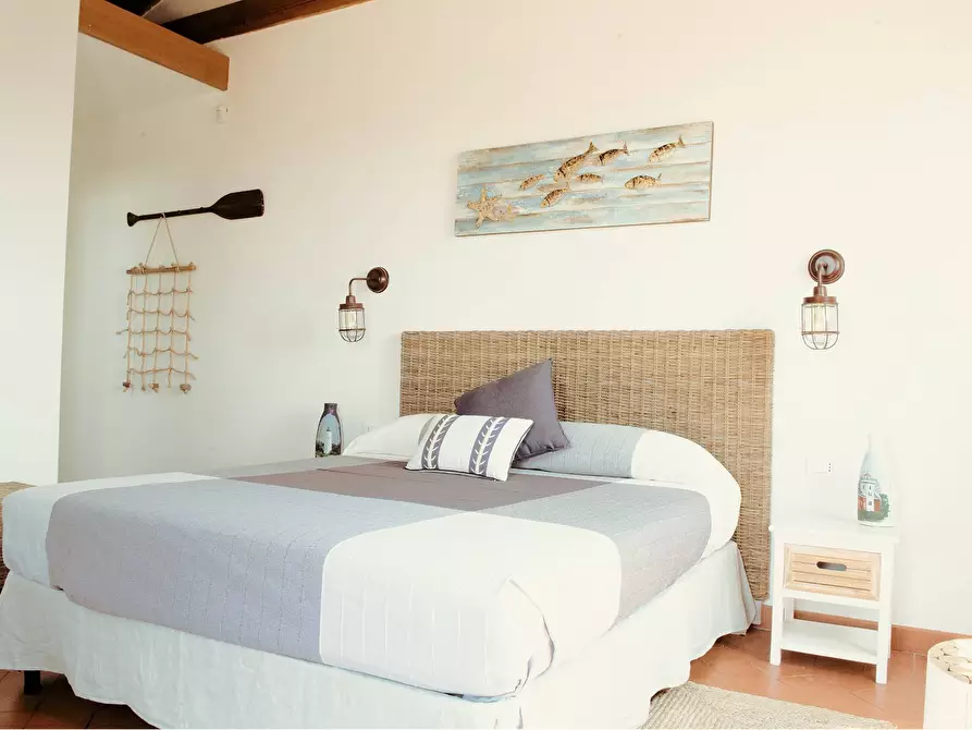 Immagine 30 di Villa in vendita  in Vicolo di Castel Campanile 100 a Fiumicino