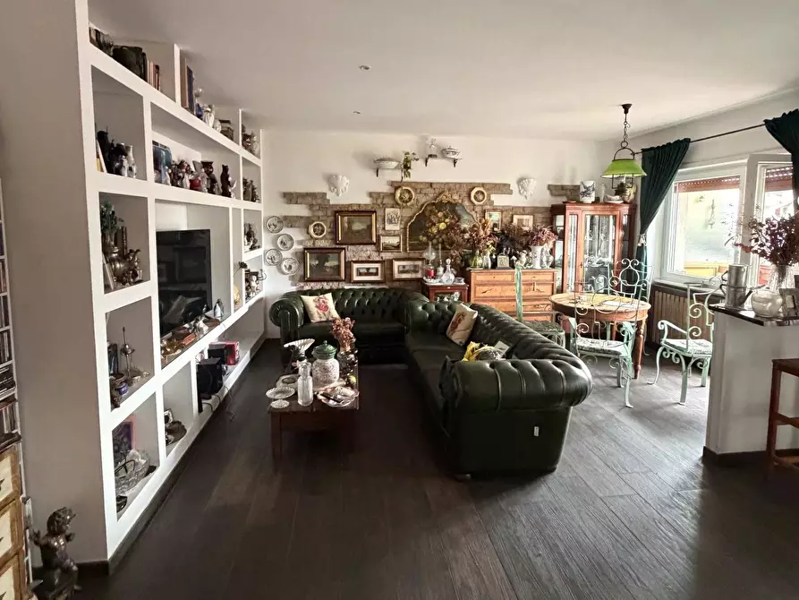 Immagine 3 di Appartamento in vendita  in Via Filippo Antonio Gualterio 56 a Roma