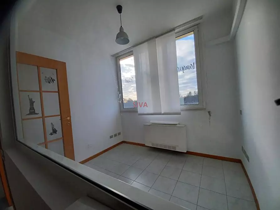 Immagine 2 di Ufficio in vendita  in Via Newton 30 a Ravenna