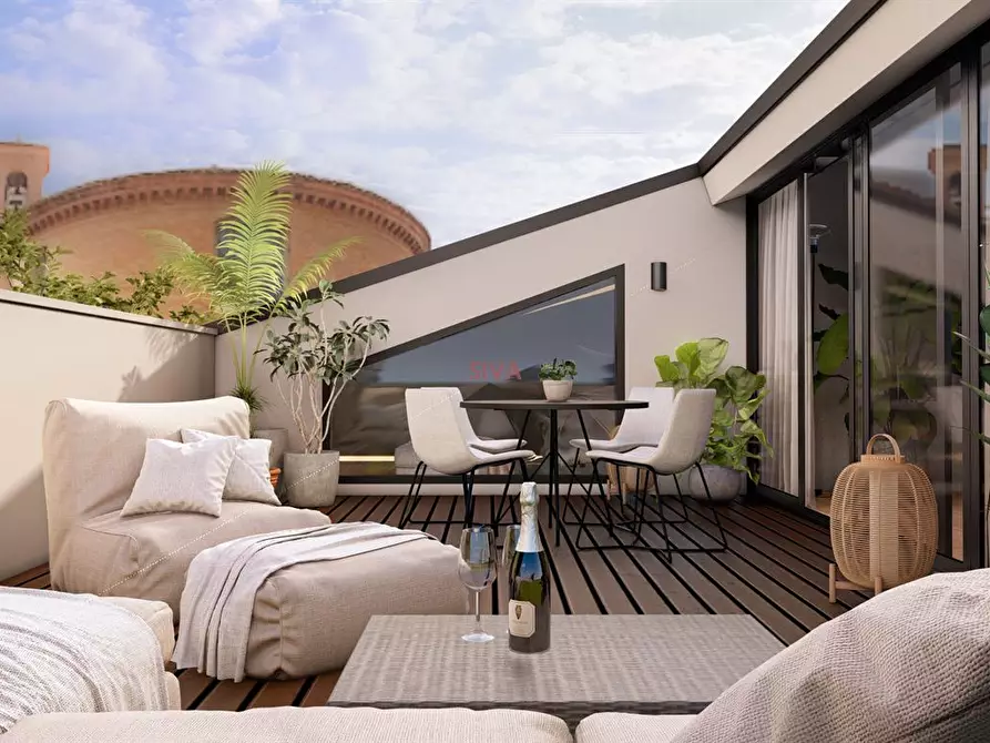 Immagine 1 di Attico in vendita  in Via Angelo LOLLI a Ravenna