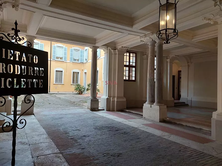 Immagine 1 di Appartamento in vendita  a Ravenna