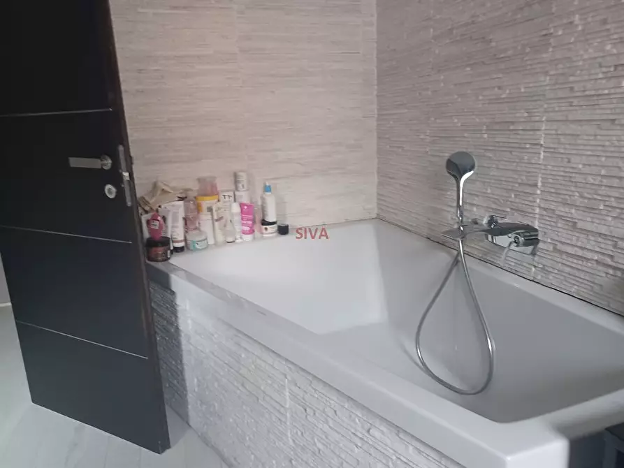 Immagine 30 di Casa indipendente in vendita  in via valle agosta 126 a Ravenna