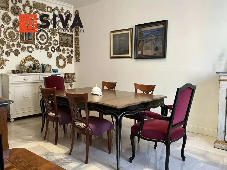 Immagine 1 di Appartamento in vendita  a Ravenna