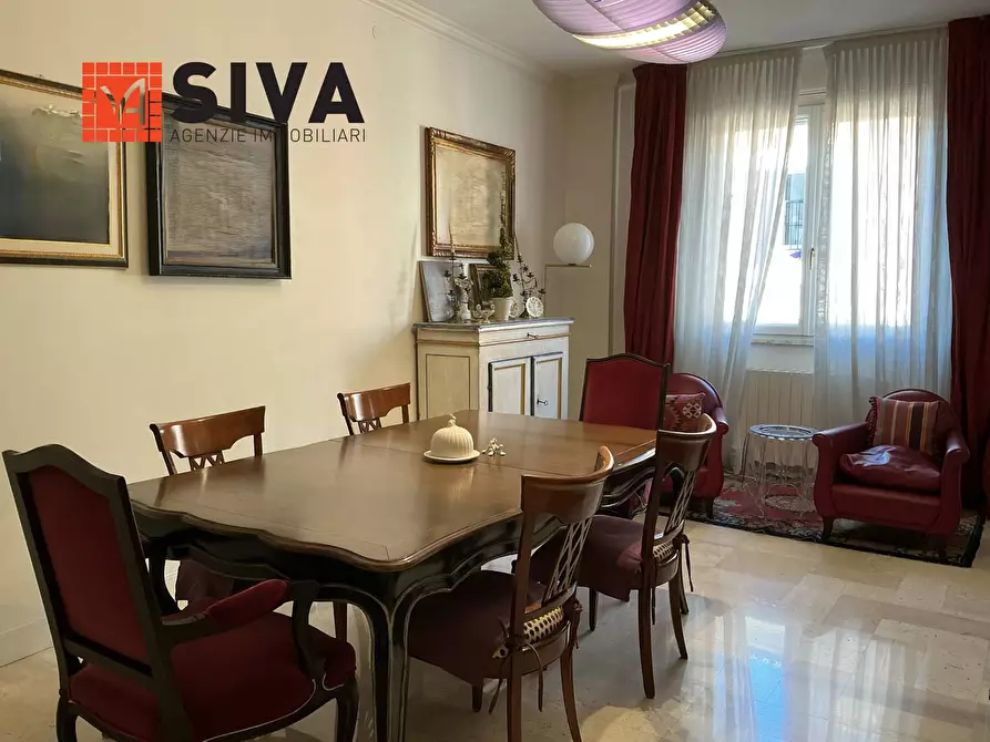 Immagine 10 di Appartamento in vendita  a Ravenna