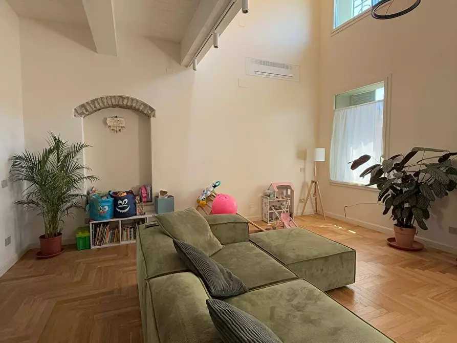 Immagine 6 di Appartamento in vendita  a Ravenna