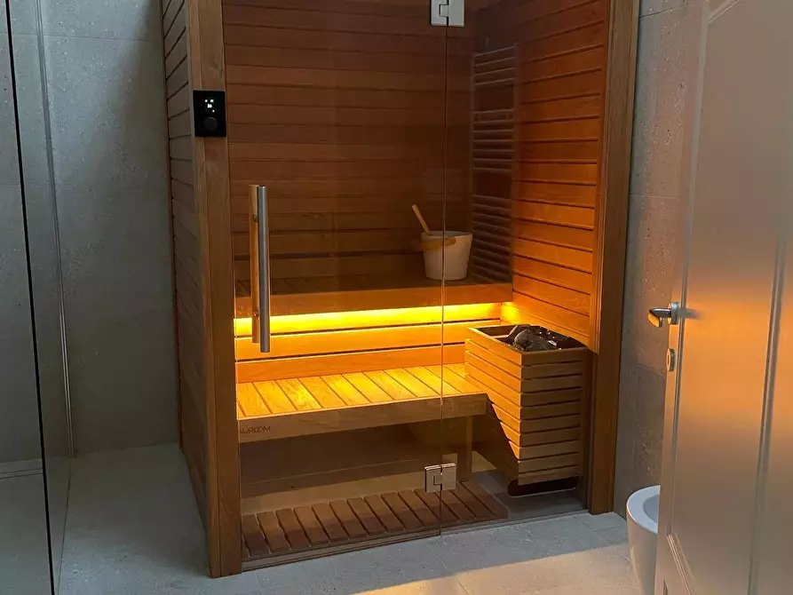 Immagine 30 di Appartamento in vendita  a Ravenna