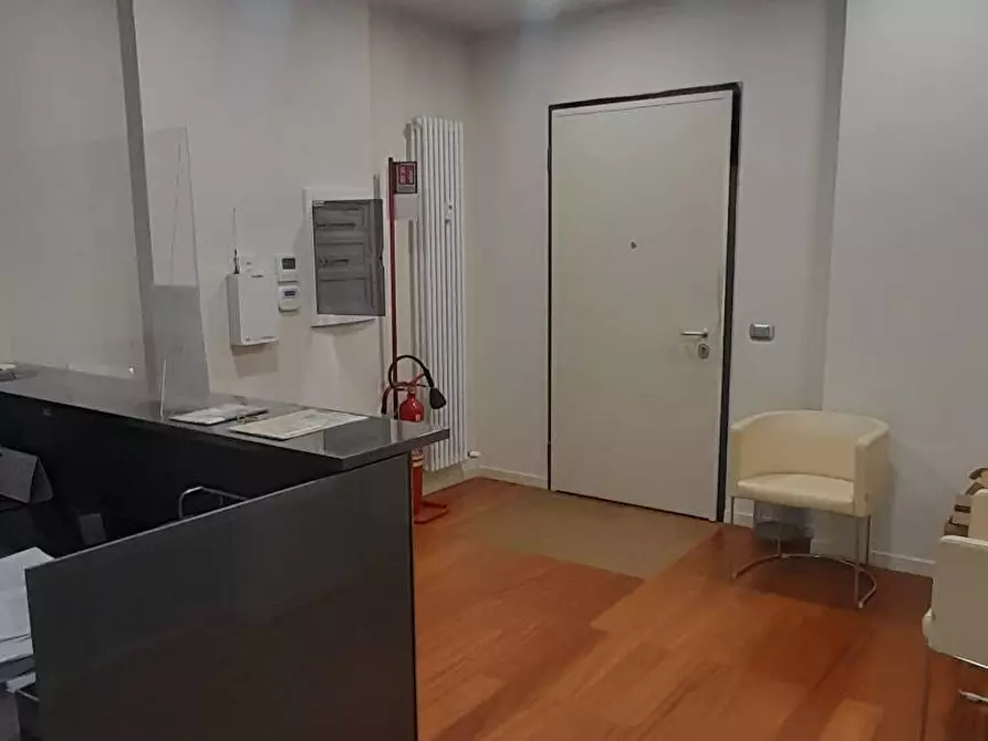 Immagine 5 di Ufficio in affitto  in Via G: Rasponi 11 a Ravenna