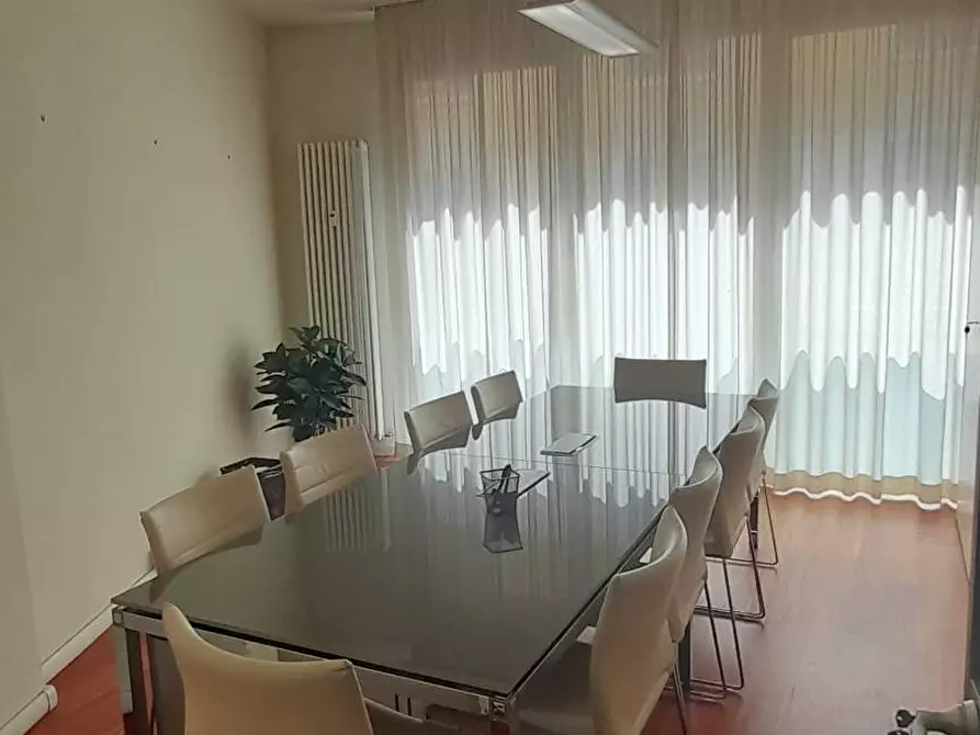 Immagine 13 di Ufficio in affitto  in Via G: Rasponi 11 a Ravenna