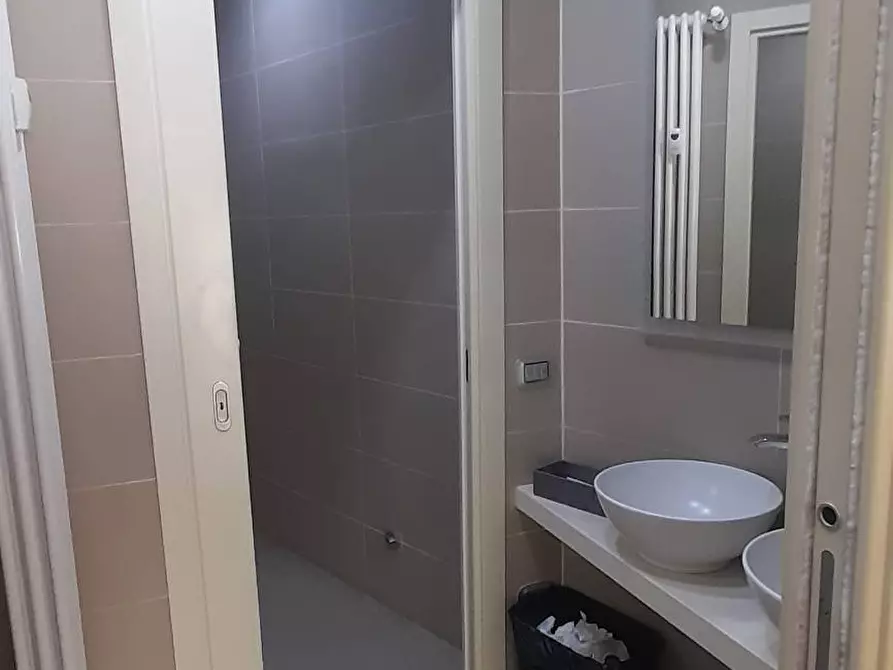 Immagine 15 di Ufficio in affitto  in Via G: Rasponi 11 a Ravenna