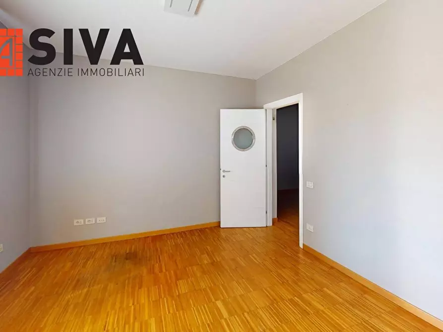 Immagine 8 di Ufficio in affitto  in Via Darsena 17 a Ravenna