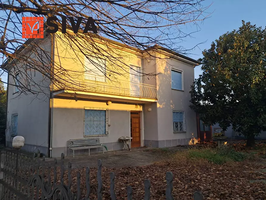 Immagine 1 di Casa indipendente in vendita  in Via Vecchia Traversara 12 a Bagnacavallo