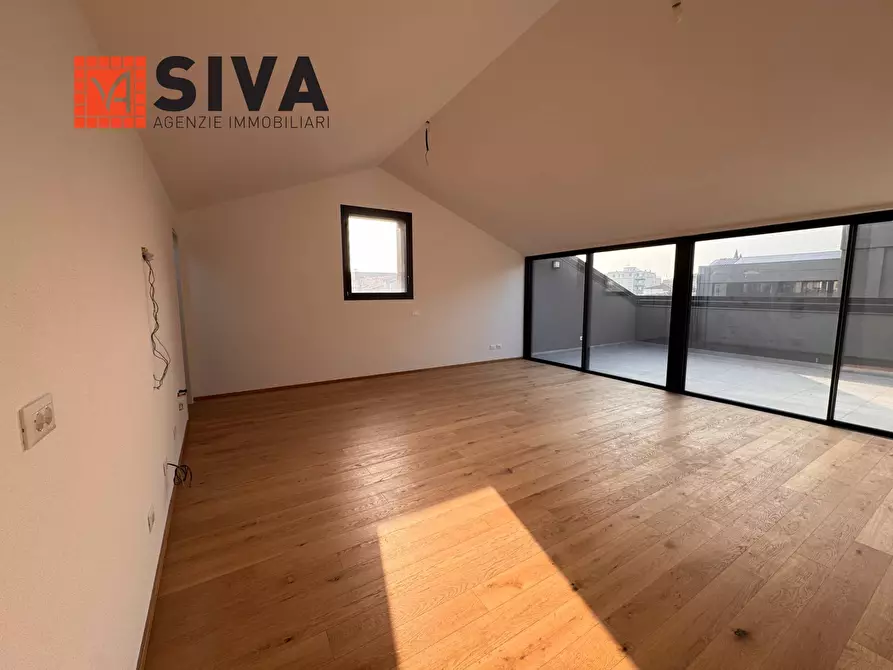 Immagine 8 di Attico in vendita  in Via Angelo LOLLI a Ravenna