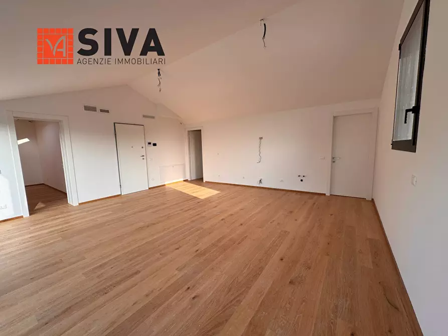 Immagine 12 di Attico in vendita  in Via Angelo LOLLI a Ravenna